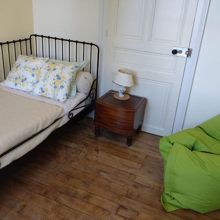 La Brasserie Chambre D'Hotes De Delphine Saulge ภายนอก รูปภาพ