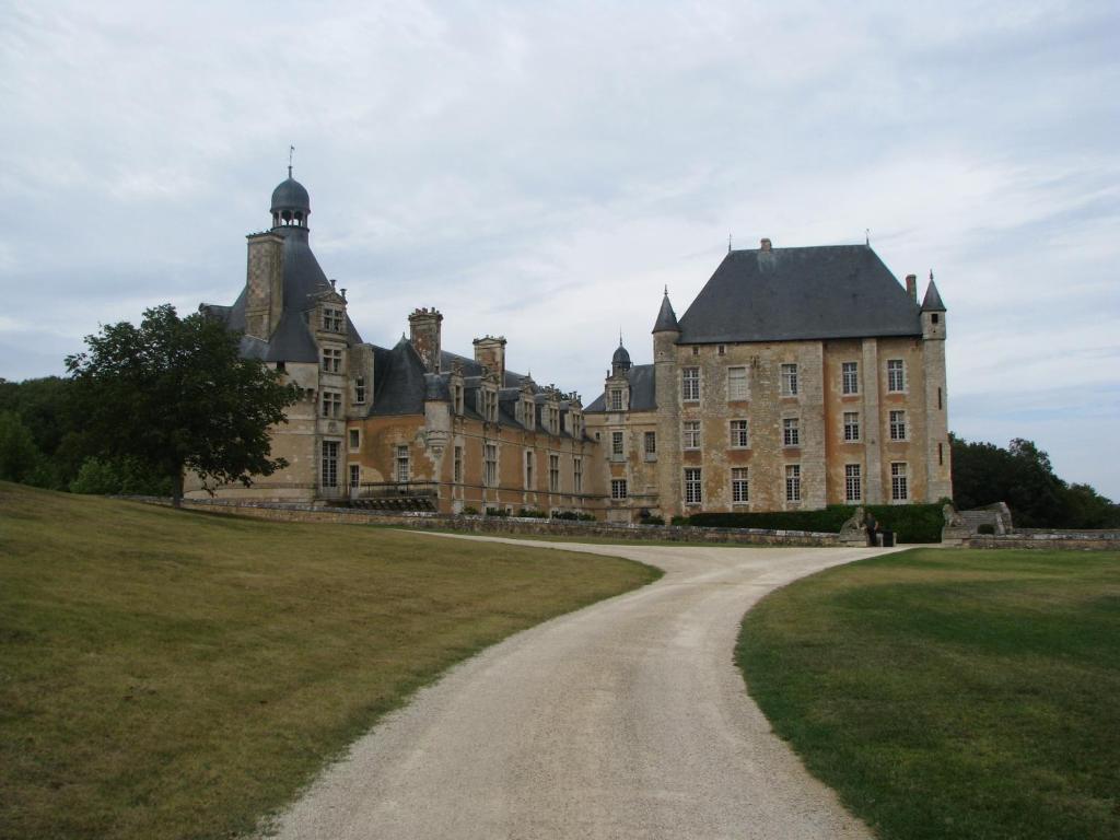La Brasserie Chambre D'Hotes De Delphine Saulge ภายนอก รูปภาพ